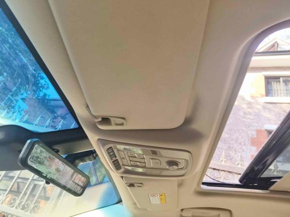 [上海·沪D] 二手别克别克GL82023款 ES陆尊 豪华型