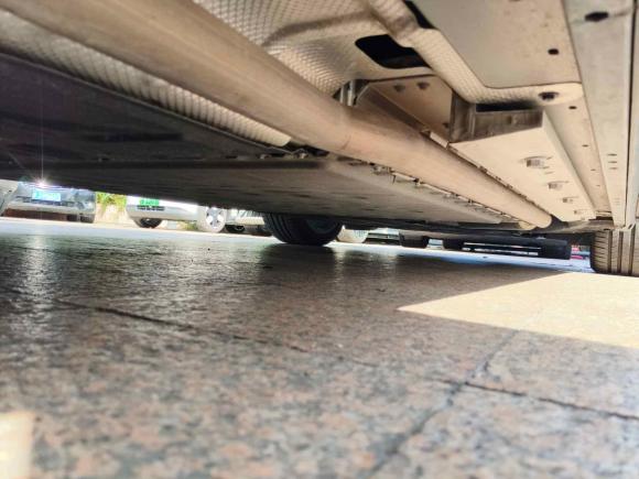 [上海·沪A] 二手鸿蒙智行问界M92024款 增程 Ultra版 42kWh 6座版