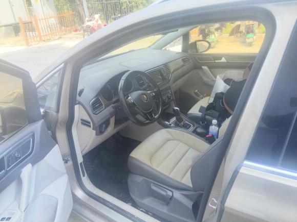 [青岛·鲁B] 二手大众高尔夫·嘉旅2016款 230TSI 自动豪华型