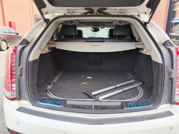 [上海·沪M] 二手凯迪拉克凯迪拉克SRX2012款 3.0L 精英型