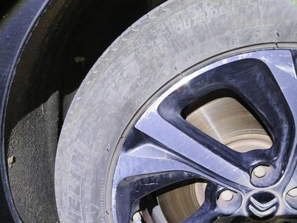 [武汉·粤C] 二手雪铁龙雪铁龙C52017款 350THP 自动豪华型