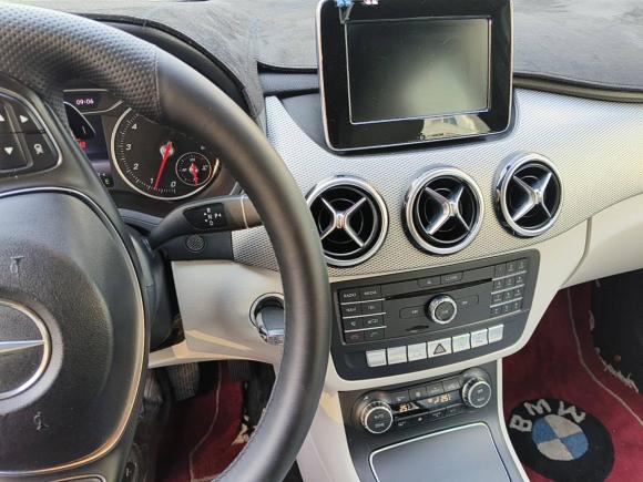 [济南·鲁A] 二手奔驰奔驰B级2015款 B 200 时尚型