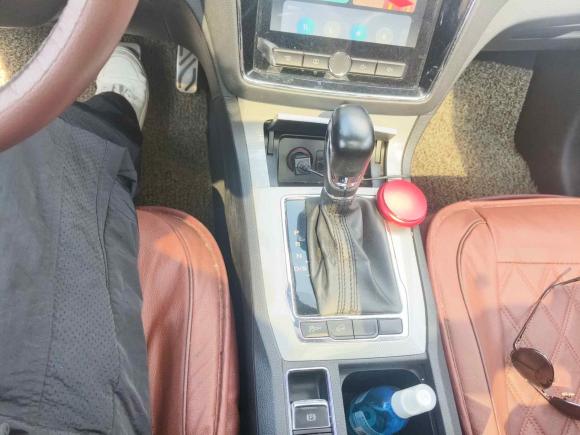 [合肥·皖A] 二手荣威荣威RX52016款 20T 两驱自动互联网智享版