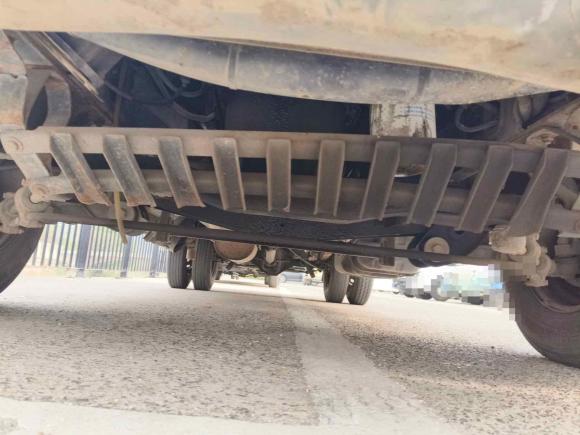 [苏州·苏E] 二手依维柯依维柯褒迪2017款 2.5T经典A37客车高顶7座47Z5