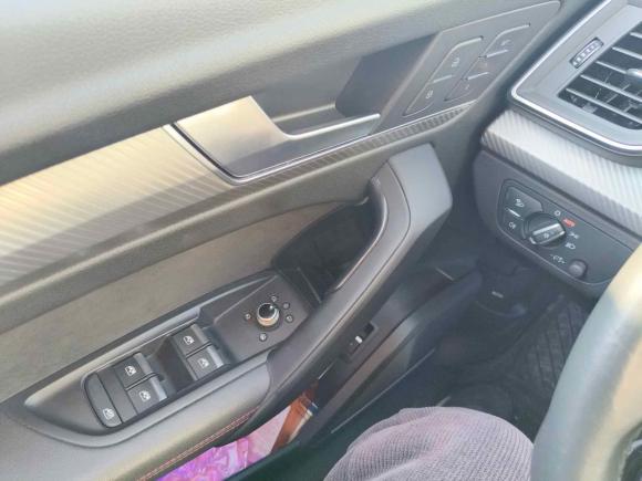 [上海·沪D] 二手奥迪奥迪Q5L2020款 45 TFSI 尊享豪华运动型