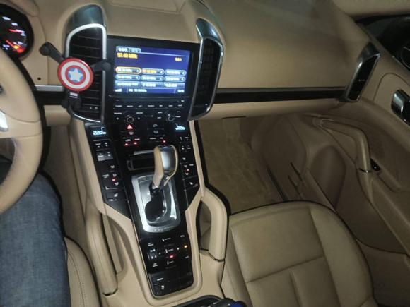[广州·粤A] 二手保时捷Cayenne2014款 Cayenne Platinum Edition 3.0T