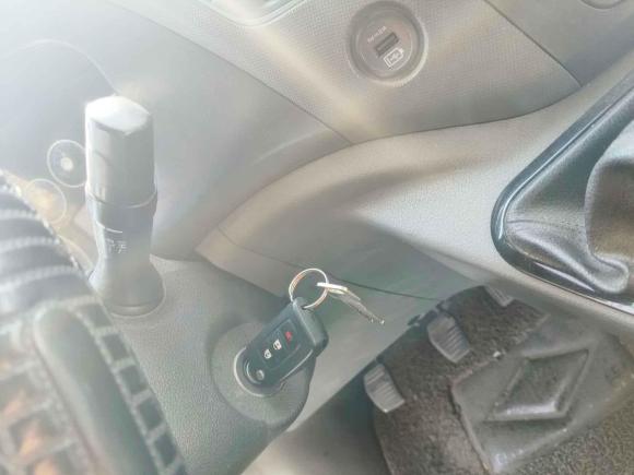 [宁波·浙B] 二手福田图雅诺2020款 2.5T 手动通途短轴中顶5/6座4J25TC3