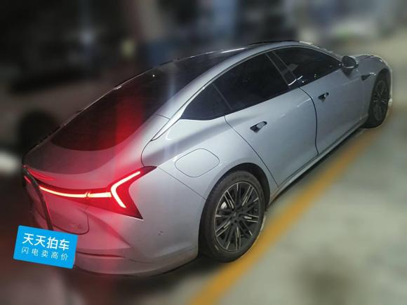 [佛山·粤E] 二手哪吒汽车哪吒S2022款 纯电 715km 后驱中版