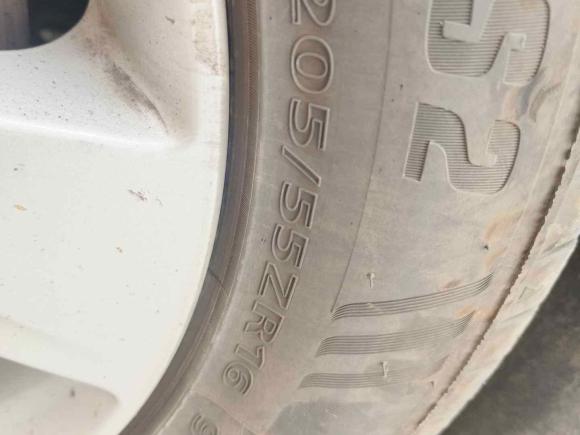 [青岛·鲁B] 二手现代朗动2013款 1.6L 自动领先型