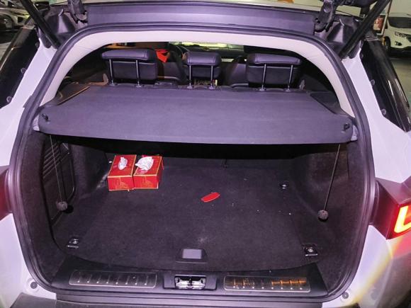 [深圳·粤B] 二手路虎揽胜极光2016款 2.0T SE PLUS 智享版