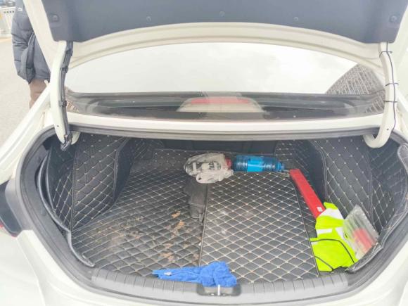 [成都·川A] 二手现代领动2016款 1.6L 自动智炫·豪华型