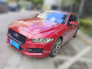 捷豹捷豹XE2018款 2.0T 300PS 四驱R-Sport运动版