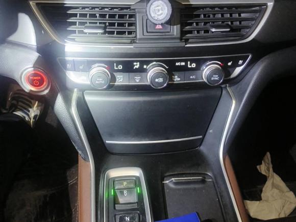 [青岛·鲁B] 二手本田英仕派2019款 锐·混动 2.0L 净尚版 国VI