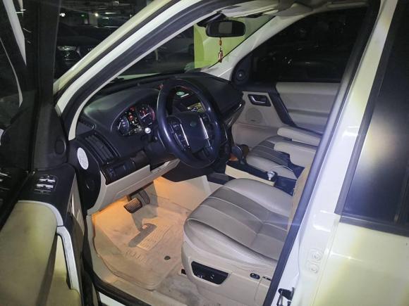 [成都·粤B] 二手路虎神行者22013款 2.2T SD4 SE柴油版