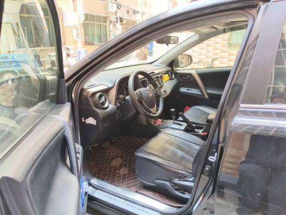 [佛山·粤Y] 二手丰田RAV4荣放2015款 2.0L CVT两驱风尚版