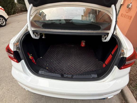 [青岛·鲁B] 二手福特福睿斯2021款 1.5L 自动钻石版