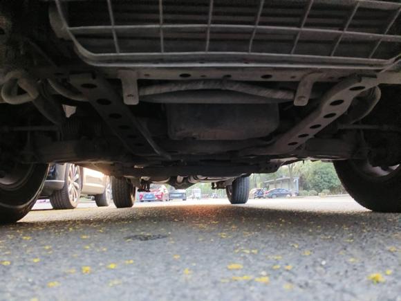 [宁波·浙B] 二手江铃域虎72012款 2.4T两驱手动普通版JX4D24