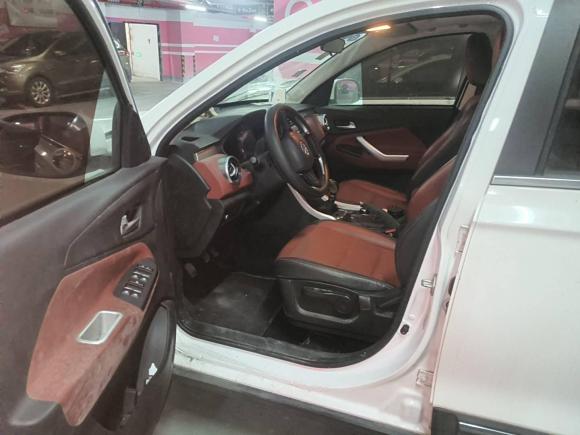 [温州·浙C] 二手北汽幻速北汽幻速S32016款 S3L 1.5L 手动尊享型