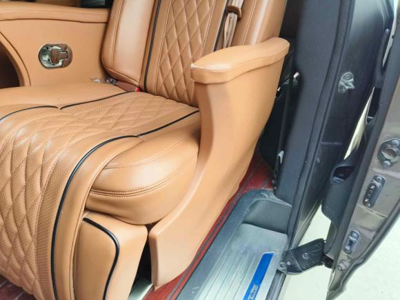 [济南·鲁A] 二手上汽大通MAXUS大通G102018款 PLUS 2.0T 自动精英版