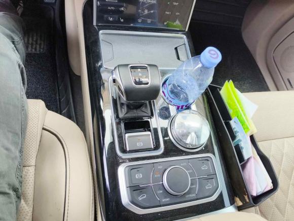 [武汉·鄂A] 二手红旗红旗HS72019款 3.0T 自动四驱智联旗领版