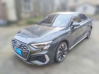 奥迪奥迪A32024款 A3L Limousine 35 TFSI 时尚运动型