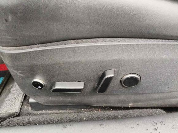 [上海·沪A] 二手特斯拉Model 32021款 标准续航后驱升级版 3D6