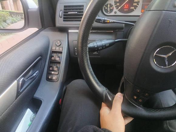 [上海·沪L] 二手奔驰奔驰B级2009款 B 200 时尚型