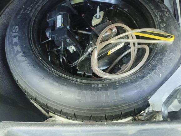 [上海·沪A] 二手Jeep自由光2016款 2.4L 领先智能版