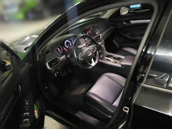 [上海·鲁A] 二手本田雅阁2018款 260TURBO 豪华版 国VI