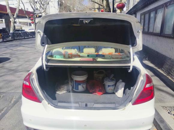 [南京·苏A] 二手吉利汽车帝豪2017款 三厢百万款 1.5L CVT豪华型