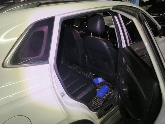 [成都·川A] 二手荣威荣威RX32018款 1.6L CVT互联网智享版