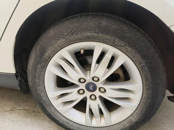 [合肥·皖A] 二手福特福克斯2012款 三厢 1.6L 手动舒适型