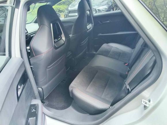 [上海·沪A] 二手名爵MG4 EV2022款 460km 四驱性能版