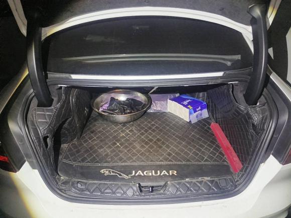 [南通·苏F] 二手捷豹捷豹XEL2022款 2.0T 250PS R-DYNAMIC S进取运动版