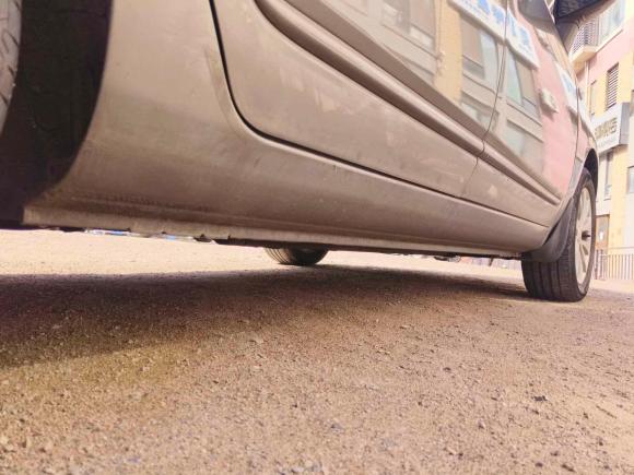 [青岛·鲁B] 二手起亚佳乐2011款 2.0L 5座自动标准版