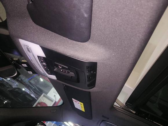 [上海·沪F] 二手宝马宝马X22022款 xDrive25i 曜夜版