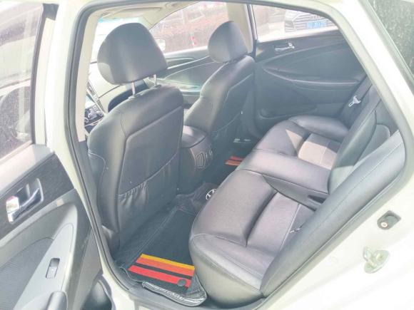 [苏州·苏U] 二手现代索纳塔2013款 2.4L 自动领先版 国IV