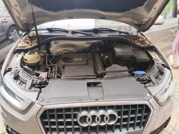 [上海·沪B] 二手奥迪奥迪Q32015款 30 TFSI 舒适型