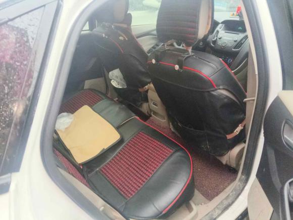 [杭州·浙A] 二手福特福克斯2015款 三厢 1.6L 自动舒适型