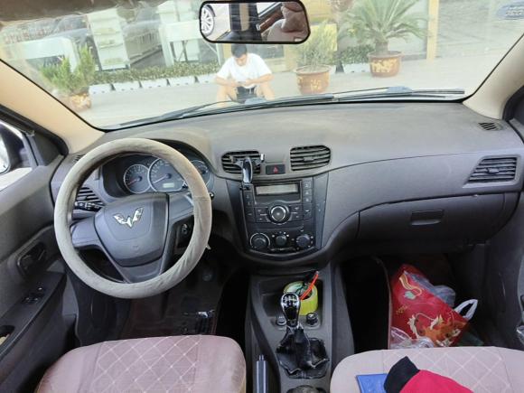 [南通·苏F] 二手五菱汽车五菱宏光2015款 1.5L S 基本型国IV