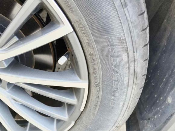 [上海·沪C] 二手奇瑞瑞虎8 PRO2024款 冠军版 290T 两驱闪耀版 7座