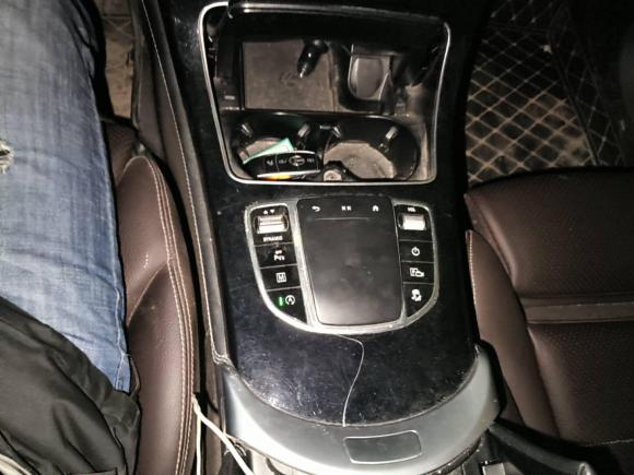 [武汉·鄂A] 二手奔驰奔驰GLC2021款 GLC 260 L 4MATIC 动感型