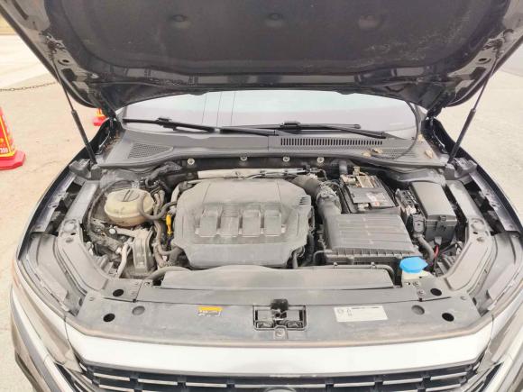 [上海·赣D] 二手大众帕萨特2022款 330TSI 精英版