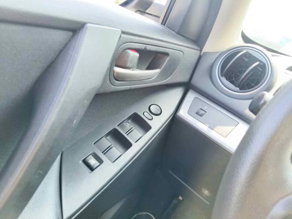 [苏州·苏U] 二手马自达马自达3星骋2013款 两厢 1.6L 自动精英型