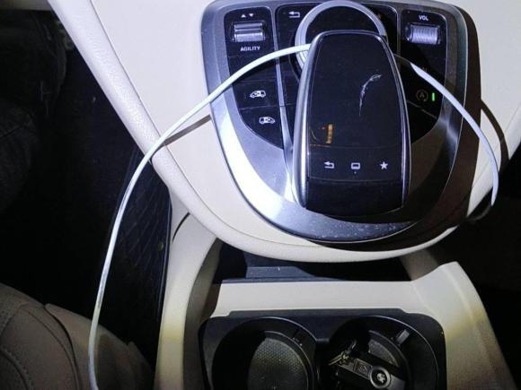 [上海·沪B] 二手奔驰奔驰V级2016款 V 260 L 尊贵加长版