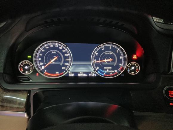 [南昌·赣A] 二手宝马宝马7系2013款 740Li 豪华型