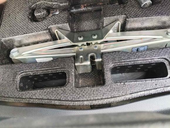 [上海·苏U] 二手丰田凯美瑞2022款 2.0GVP 领先版