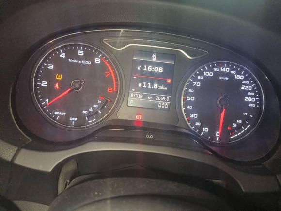 [济南·鲁A] 二手奥迪奥迪A32015款 Sportback 45 TFSI S line 运动型