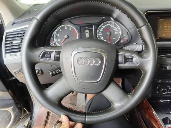 [深圳·粤B] 二手奥迪奥迪Q52010款 2.0TFSI 舒适型