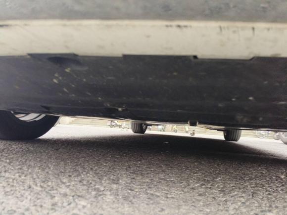 [苏州·苏U] 二手奔驰奔驰A级2022款 改款三 A 200 L 运动轿车时尚型